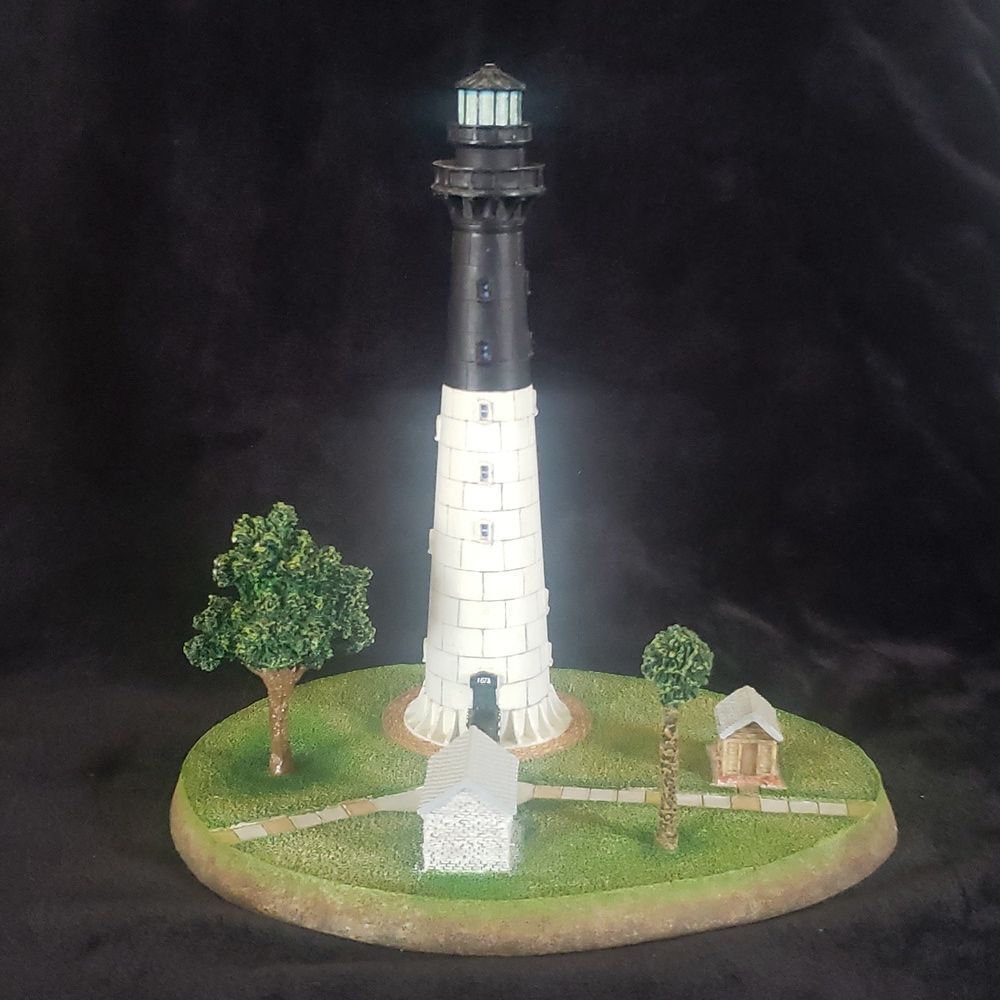 Danbury Mint Hunting Island State Park, North Carolina Lighthouse Figurine